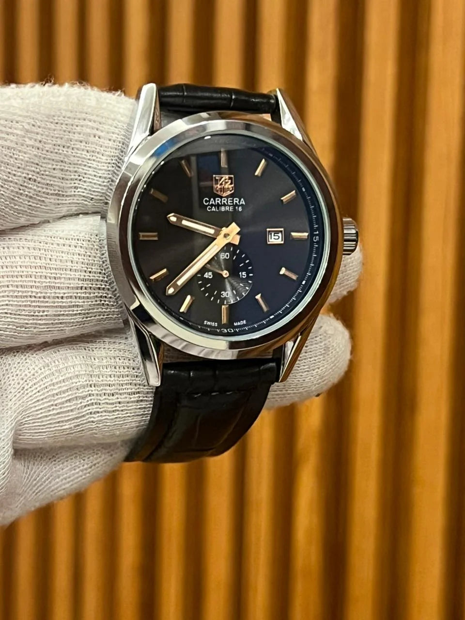 Elegant Carrera Calibre 16 – Timeless Luxury Watch ⌚