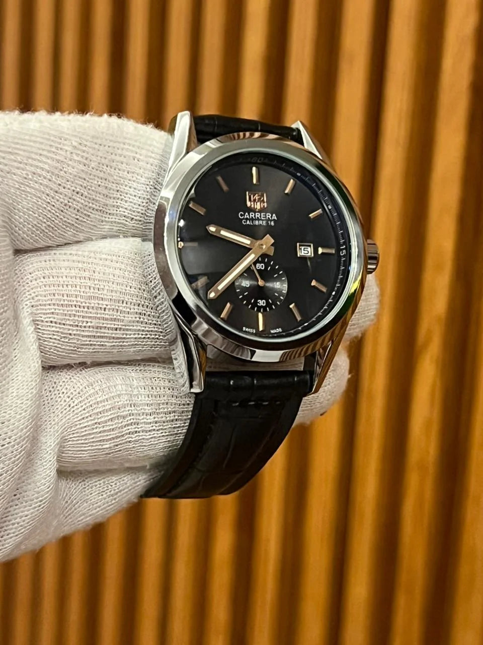 Elegant Carrera Calibre 16 – Timeless Luxury Watch ⌚
