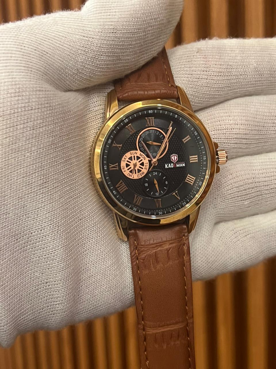 Kademan K9011 Quartz Leather Strap Watch