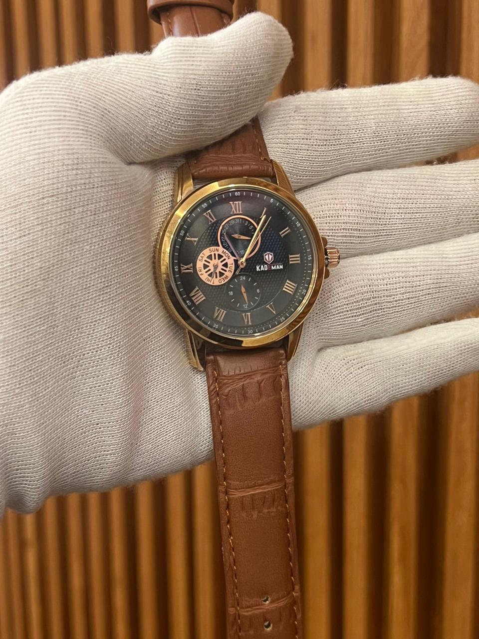 Kademan K9011 Quartz Leather Strap Watch